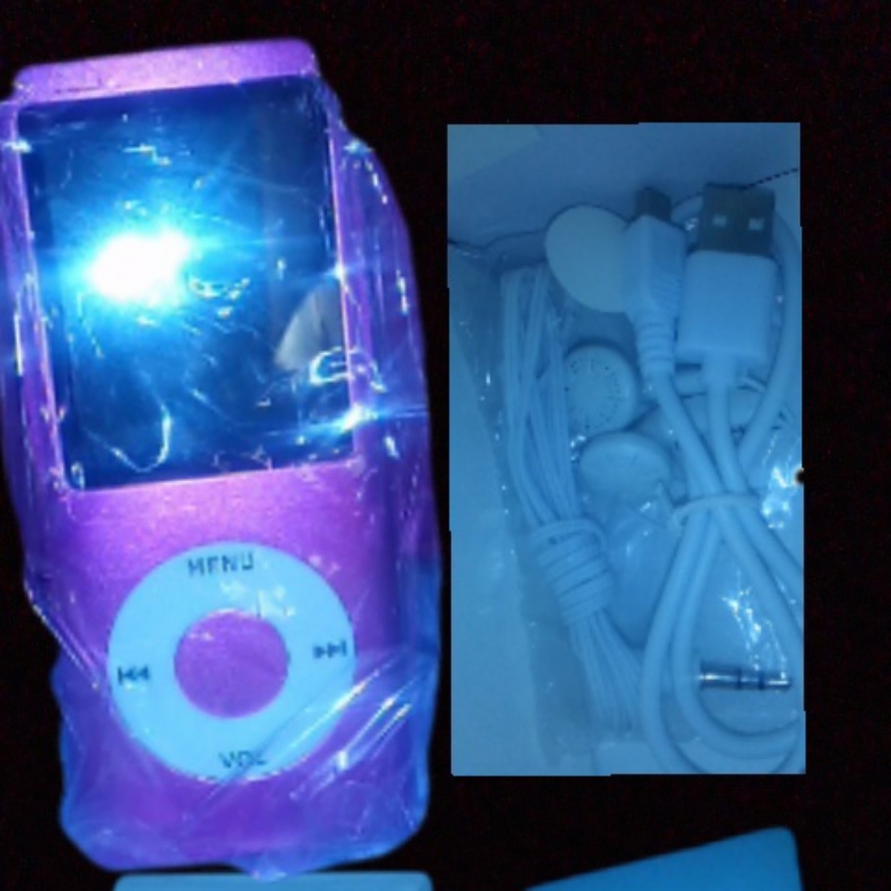 MP3 PLAYER - Picture 2 of 2